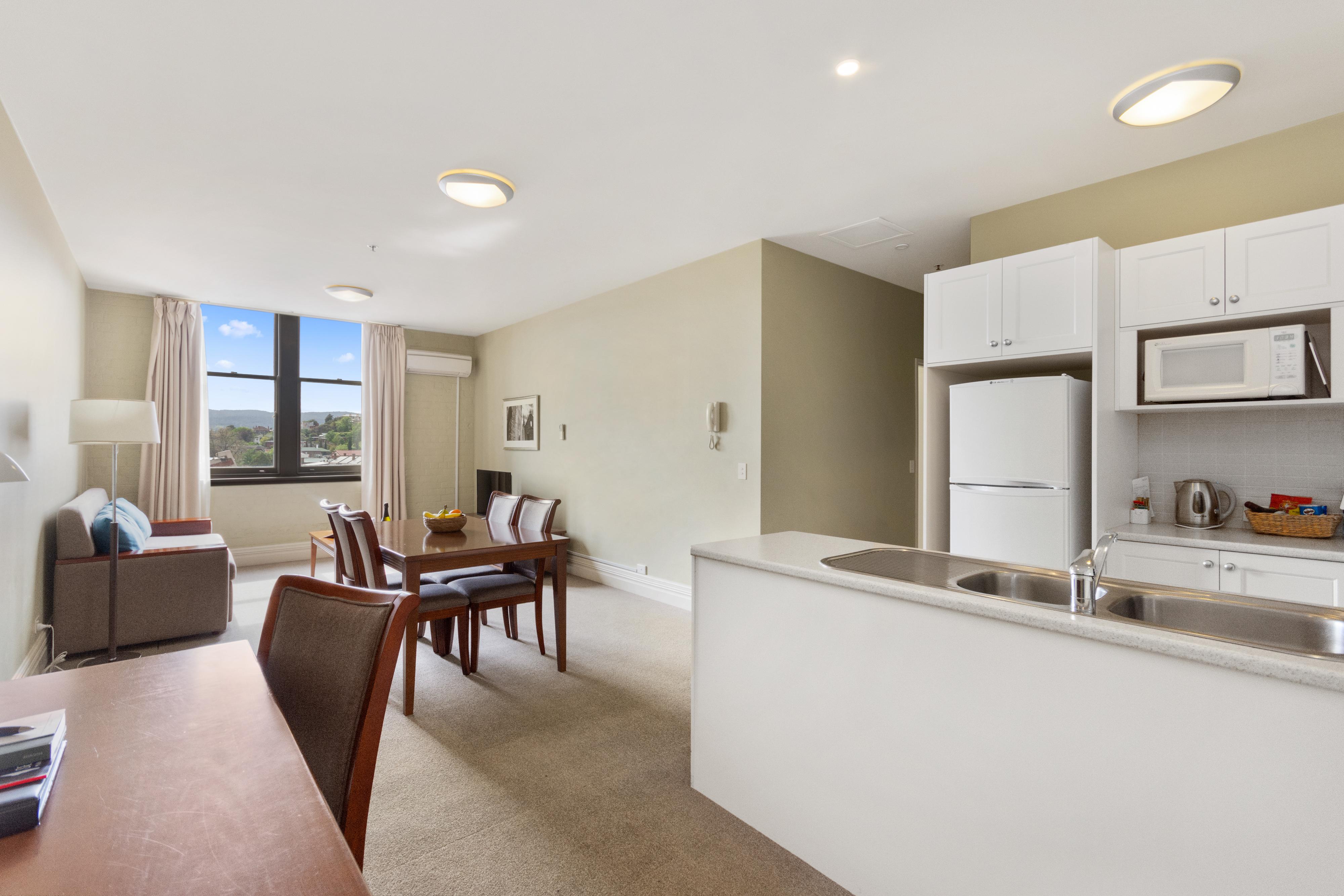 Launceston Central Apartment Hotel Official Екстер'єр фото