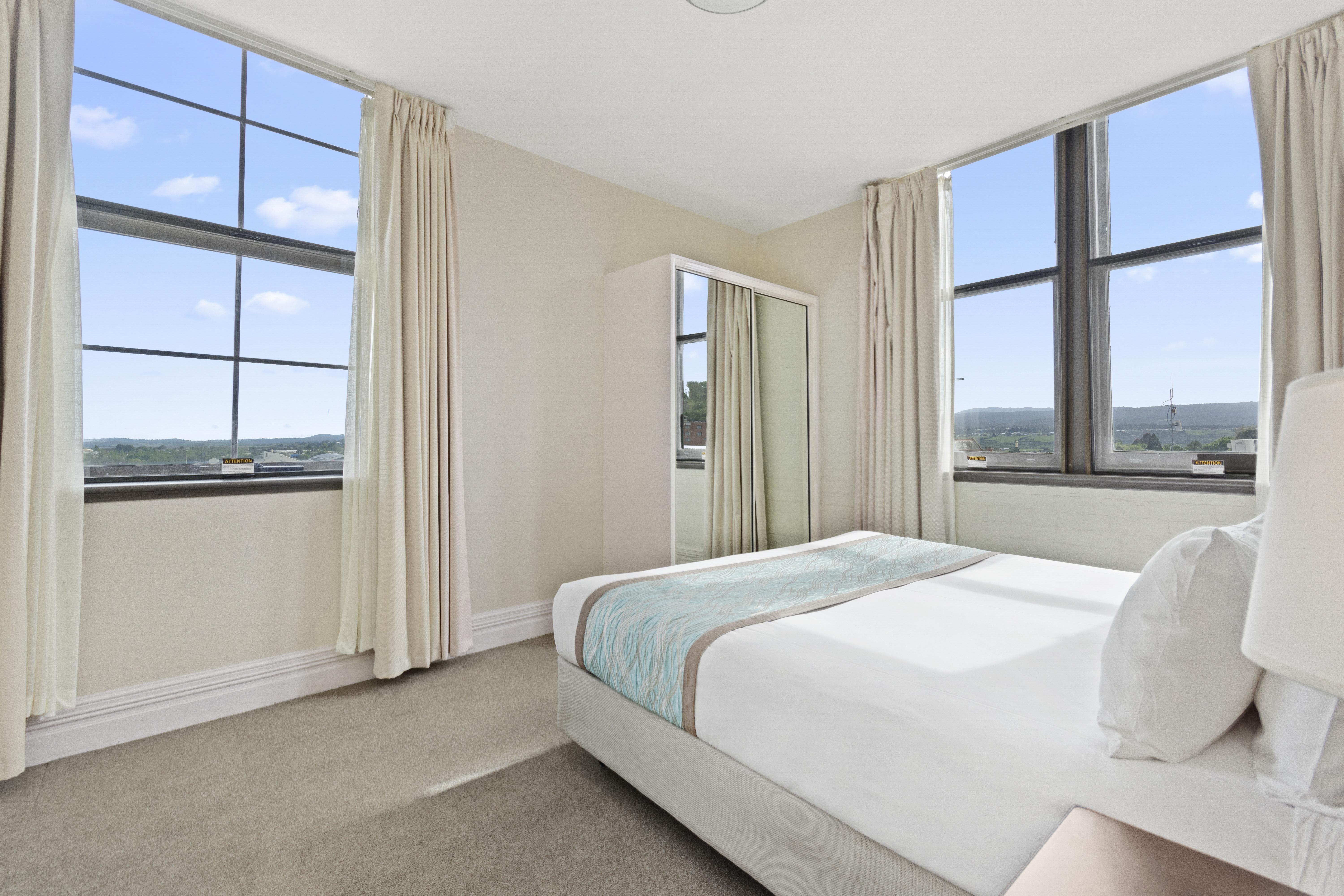Launceston Central Apartment Hotel Official Екстер'єр фото