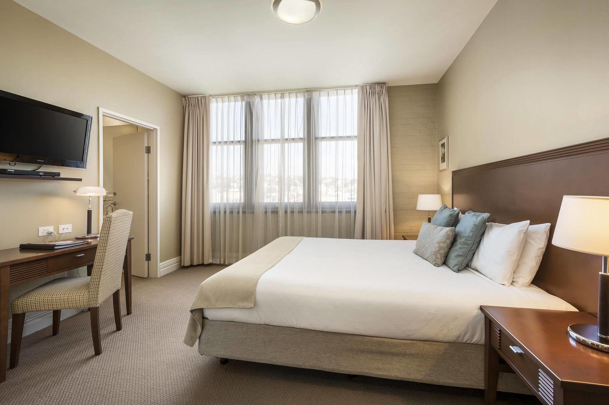 Launceston Central Apartment Hotel Official Екстер'єр фото