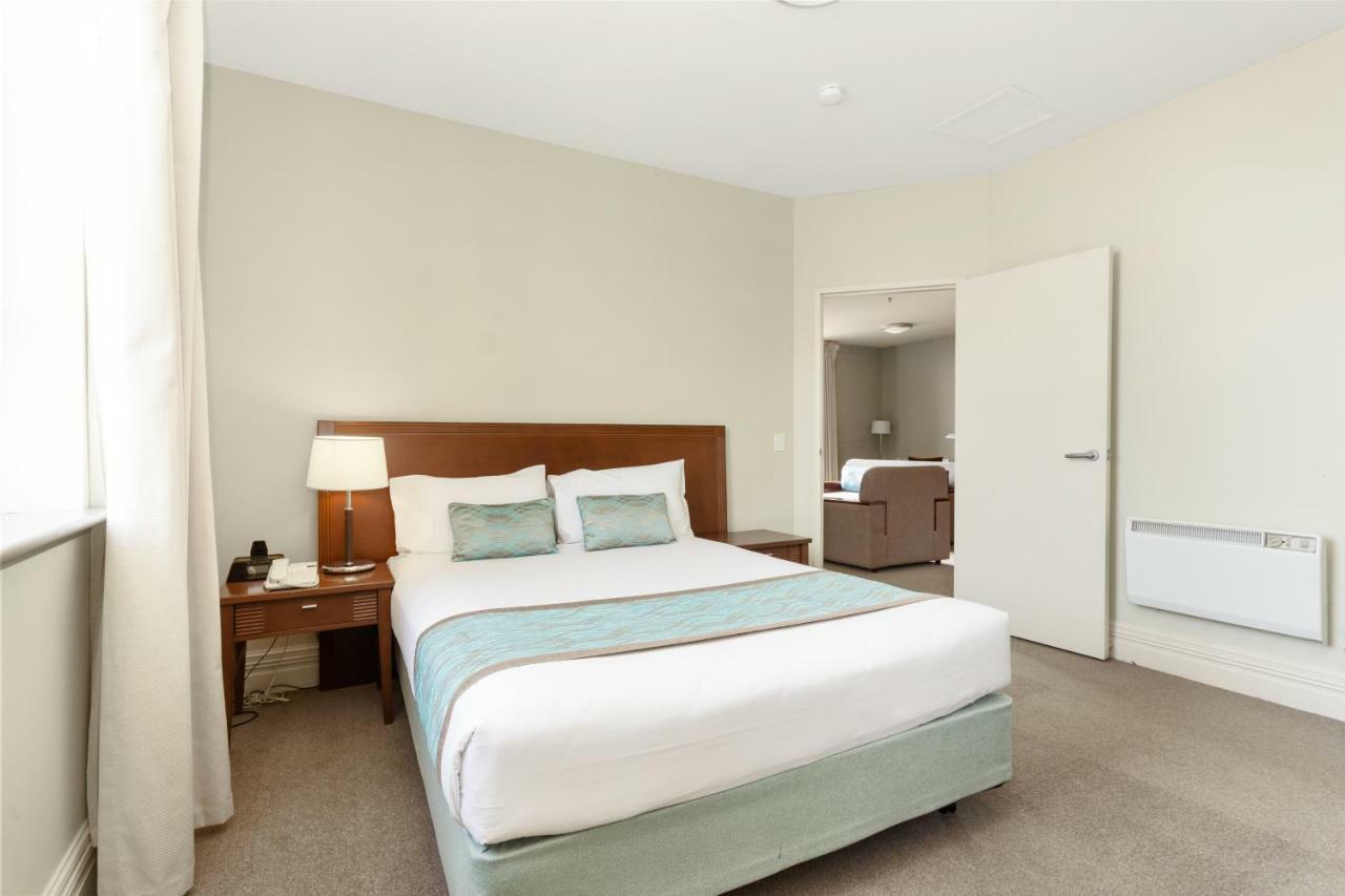 Launceston Central Apartment Hotel Official Екстер'єр фото