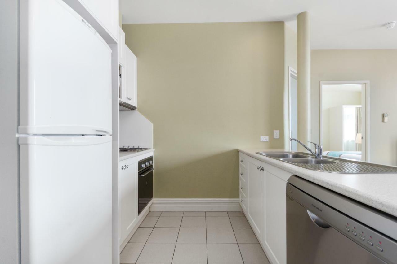 Launceston Central Apartment Hotel Official Екстер'єр фото